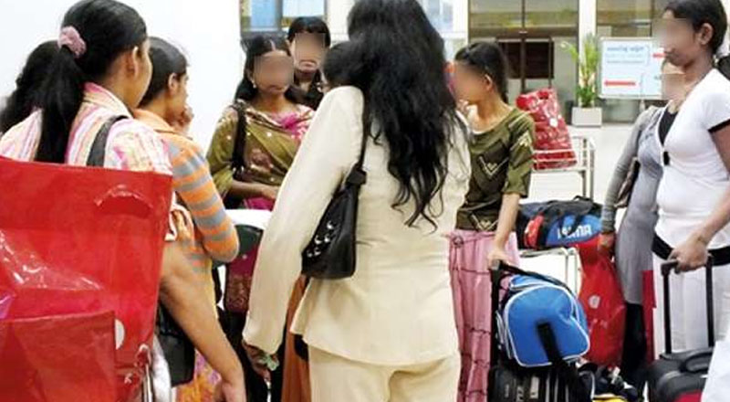 வெளிநாடுகளுக்குச் செல்லும் பெண்கள் தொடர்பில் வேலைவாய்ப்பு பணியகம் விடுத்துள்ள தகவல்!