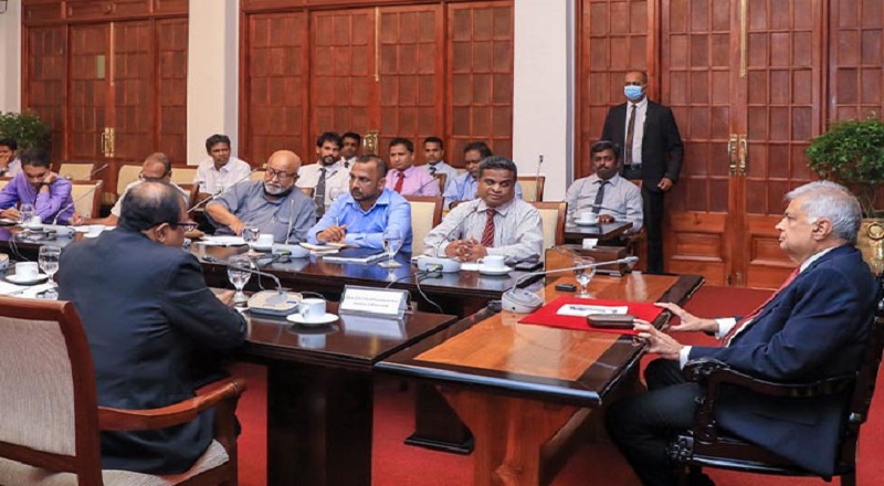 பொருளாதாரத்தை ஸ்திரப்படுத்தியதன் நிதிச் சலுகைகள் உள்ளிட்ட வரப்பிரசாதங்கள் குறித்து  பரிசீலிக்க முடியும் - ஜனாதிபதி