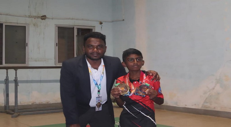 உலக சிலம்பம் சாம்பியன்ஸிப் போட்டியில் இரண்டாம் இடம் பெற்ற  மலையக  இலங்கை வீரர்கள்