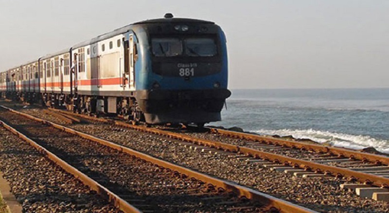 கடலோரப் பாதையில் ரயில்கள் இயக்குவதில் தாமதம்