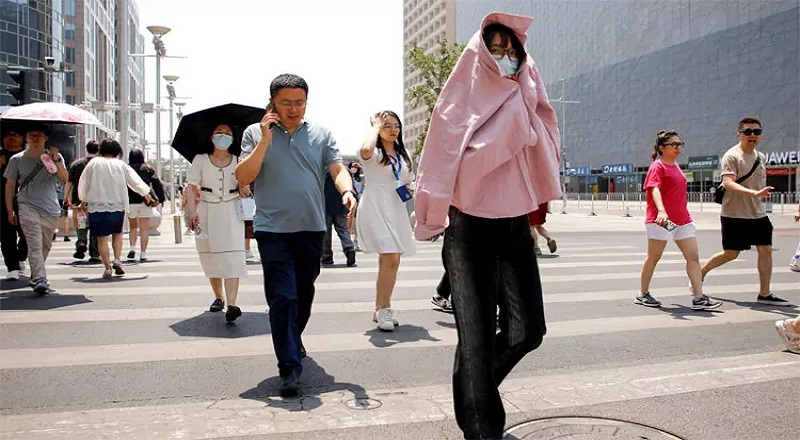 சீனாவில்  அதிக வெப்பநிலைக்காக விடுக்கப்பட்ட மஞ்சள் எச்சரிக்கை மேலும் நீட்டித்து உத்தரவு