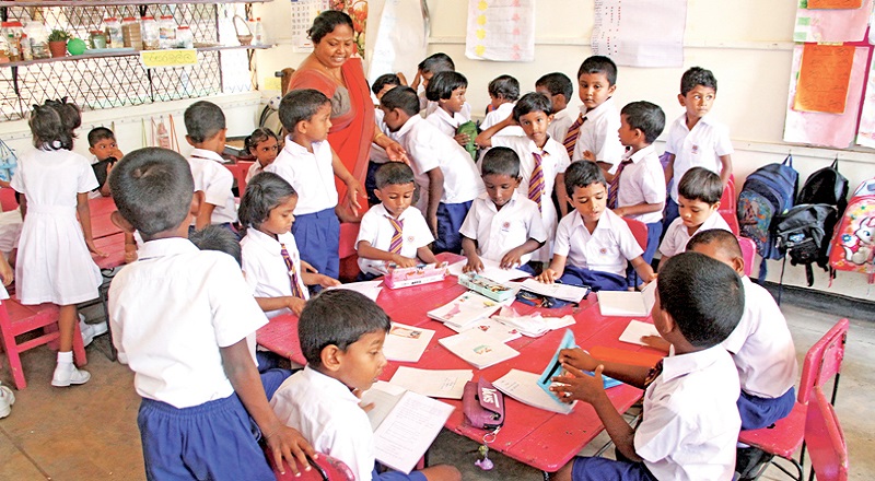 தரம் ஒன்றிற்கு மாணவர்களை அனுமதிப்பது தொடர்பான அறிவுறுத்தல்களை வெளியிட்ட  கல்வி அமைச்சு