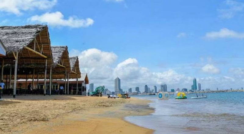 கொழும்பில் நிர்மாணிக்கப்பட்ட செயற்கை கடற்கரை பொது மக்களின் பாவனைக்காக திறப்பு