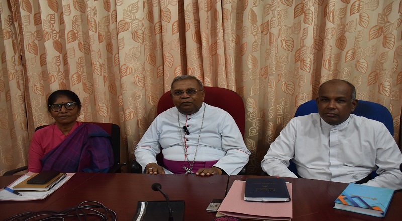 மடு திருத்தலத்தின் திருவிழா திருப்பலியை பேரயர் பிறைன் உடைக்குவே ஆண்டகை தலைமையில் ஒப்புக் கொடுக்க முடிவு