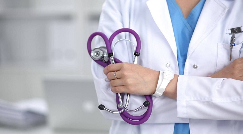 274 விசேட வைத்திய நிபுணர்கள் நாட்டிலிருந்து வெளியேறியுள்ளனர்