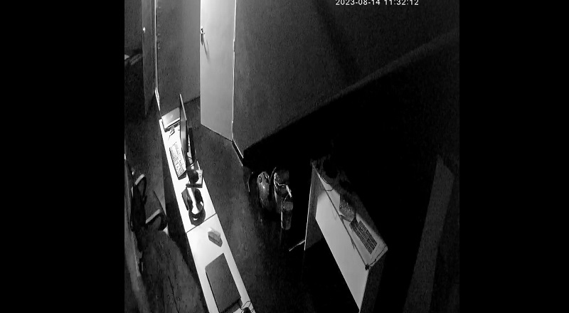 ஒரு வருட காலப்பகுதிக்குள் இரண்டு முறை ஊடகவியலாளரிடம் திருட்டு