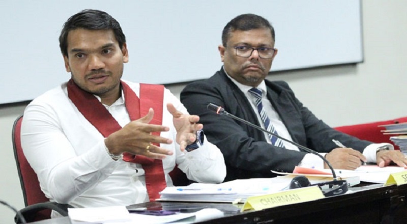 சீனப் பிரஜைகள் இலங்கைக்கு வரும்போது வருகை தரும் விசா வசதியை வழங்க தீர்மானம்