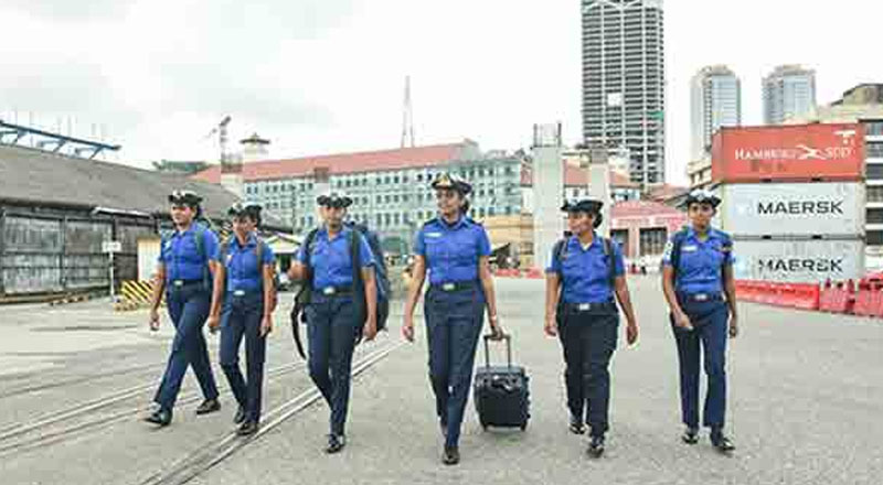 கடற்படை வரலாற்றில் முதன்முறையாக நடந்த திருப்புமுனை!
