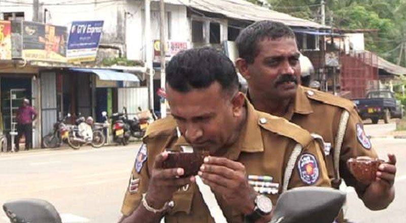 முள்ளிவாய்க்கால் கஞ்சி குடித்த பொலிஸாருக்கு நிகழ்ந்த சம்பவம்!