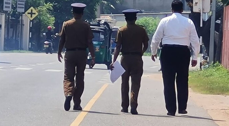 முன்னாள் மாநகர சபை முதல்வர் அனோல்ட் யாழ் நீதிமன்றில் முட்படுத்தப்பட்டார்!