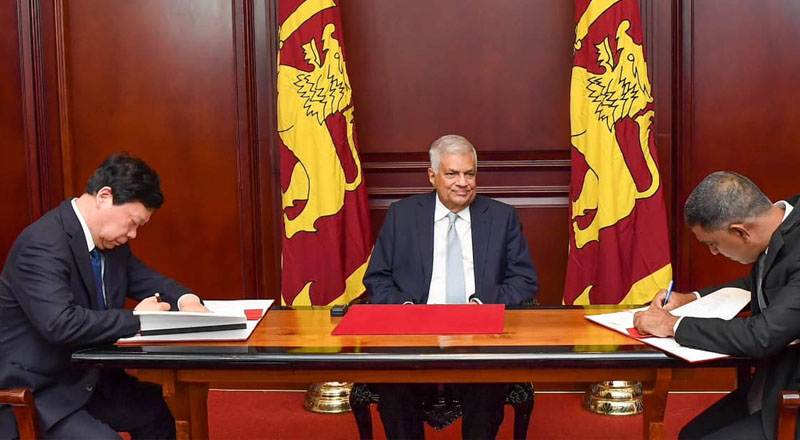 சினோபெக் நிறுவனத்துடன் ஒப்பந்தத்தில் கைச்சாத்திட்ட இலங்கை!