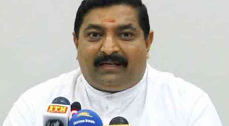 ஆம் என்று அழுத்தியதால் பதவிக்கு ஆபத்து! எம்.பிக்கு வந்த சிக்கல்