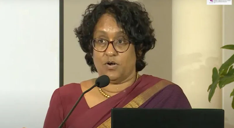 போராட்டத்தில் ஈடுபடுபவர்களை அடக்க அரசாங்கமே பயங்கரவாதமாக செயற்படுகிறது! கொழும்பில் போராட்டம்