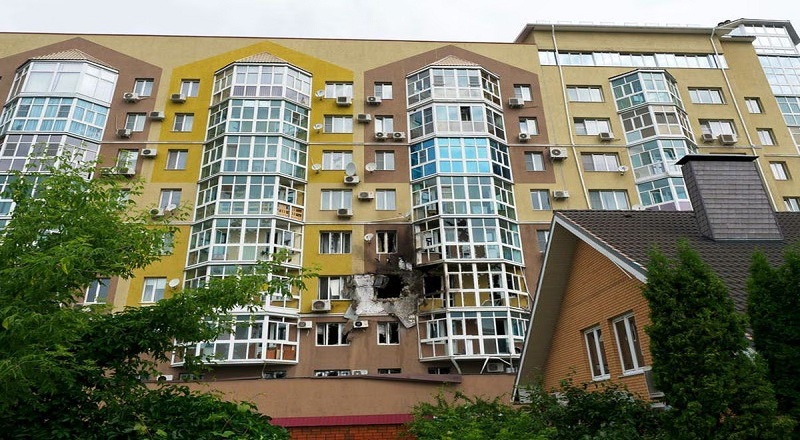 ரஷ்ய கட்டிடம் மீது டிரோன் தாக்குதல் - மூவர் காயம்