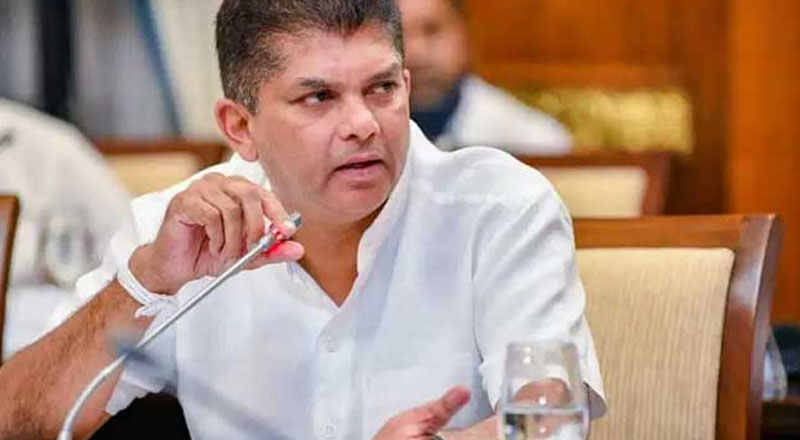 லொஹான் ரத்வத்த தமிழ் கைதிகளுக்கு துப்பாக்கியை நீட்டி கொலை அச்சுறுத்தல் விடுத்தமை  நிரூபணமாகியுள்ளது!