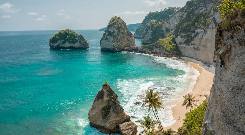 சுற்றுலா பயணிகளுக்கான அனைத்து மலை நடவடிக்கைகளுக்கும் தடை விதித்த பாலி அரசு