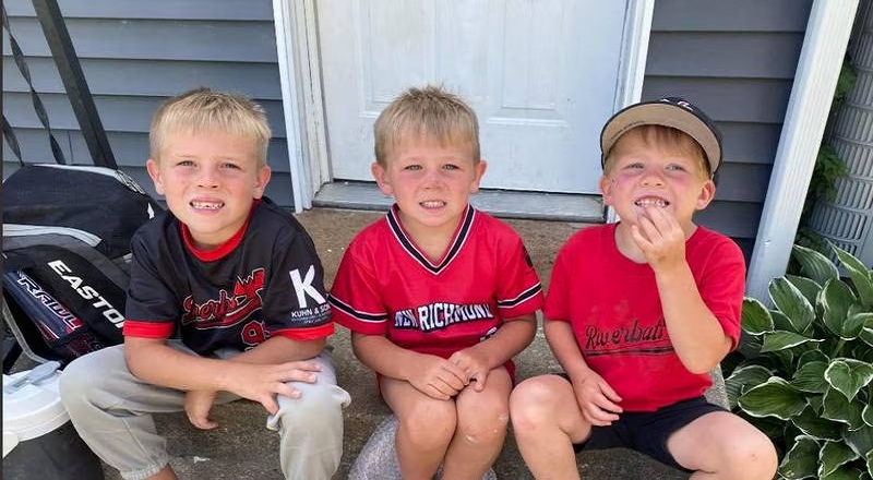 தனது 3 மகன்களை சுட்டுக்கொன்ற அமெரிக்க தந்தை