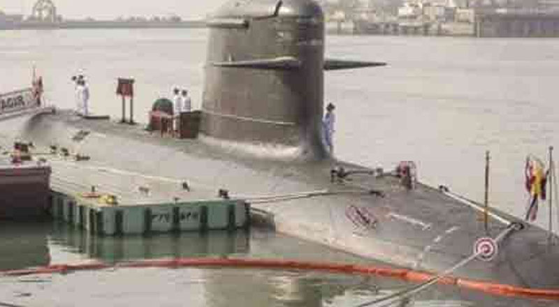 இந்திய நீர்முழ்கி கப்பல் இலங்கையில்!