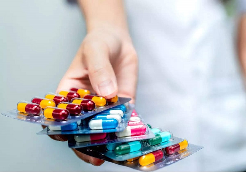 இந்தியாவிலிருந்து இறக்குமதி செய்யப்பட்ட மருந்துகளின் தரம் குறித்து ஆராய  சுகாதார அமைச்சு தீர்மானம்