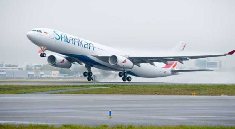 ராஜினாமா செய்துவிட்டு நாடு சென்ற 80 விமானிகள்: இலங்கைக்கு நெருக்கடி