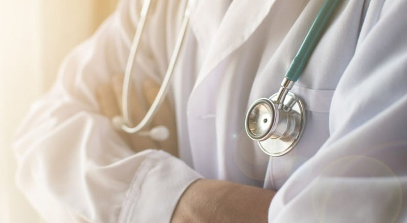 இரண்டு வருடங்களாக மருந்து கொடுத்து வந்த போலி வைத்தியர்