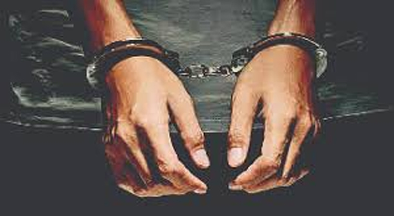 வவுனியாவில் மண்வெட்டியால் தாக்கி ஒருவர் கொலை