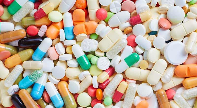 64 தரமற்ற மருந்துகள் மற்றும் அறுவை சிகிச்சை கருவிகள் அகற்றப்பட்டன