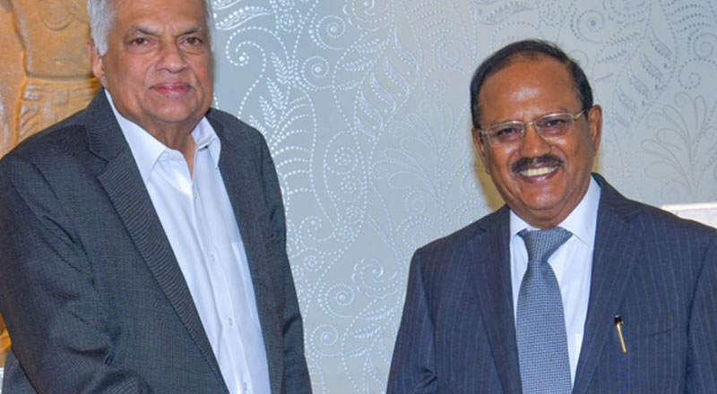 இந்தியாவில் இரண்டு முக்கியஸ்தர்களை காலை சந்தித்த ஜனாதிபதி!