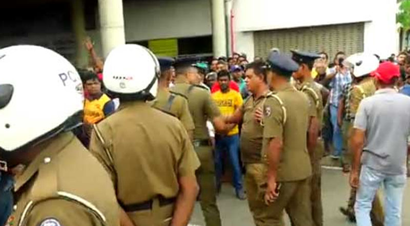 பேலியகொடவில் ஆர்ப்பாட்டம்: பலர் கைது