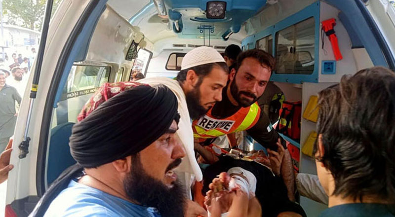 பாகிஸ்தானில் கட்சிக் கூட்டத்தில் குண்டு வெடிப்பு! 40 பேர் உயிரிழப்பு