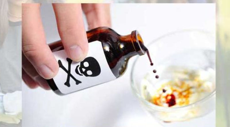 சக நண்பர்களுக்கு தண்ணீரில் விஷம் கலந்து  கொடுத்த மாணவி தொடர்பில் வெளியான தகவல்!