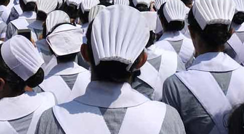 தாதியர் சேவையில் 30,000 இற்கும் அதிகமான வெற்றிடங்கள்!