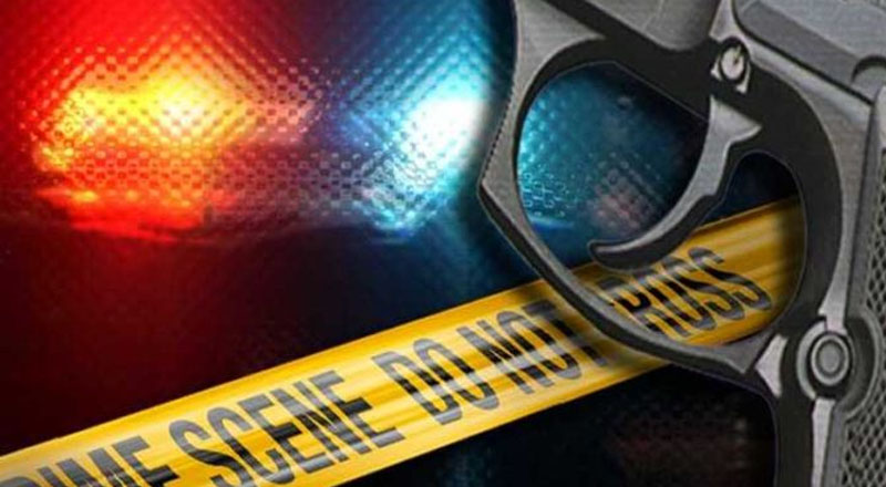 மன்னாரில் வயல்களுக்கு நீர் வழங்கும் மதகை திறக்கச் சென்ற இரண்டு விவசாயிகள் சுட்டுக் கொல்லப்பட்டனர்