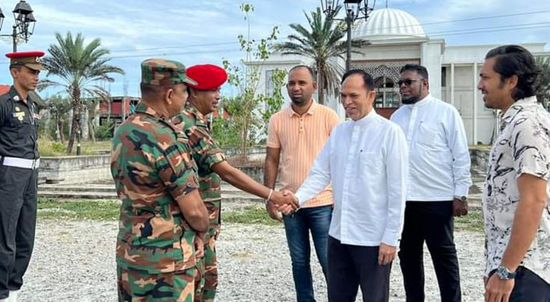 மட்டக்களப்பில் உள்ள தனியார் பல்கலைக்கழகத்தை ஹிஸ்புல்லாவிடம் ஒப்படைத்த இராணுவம்
