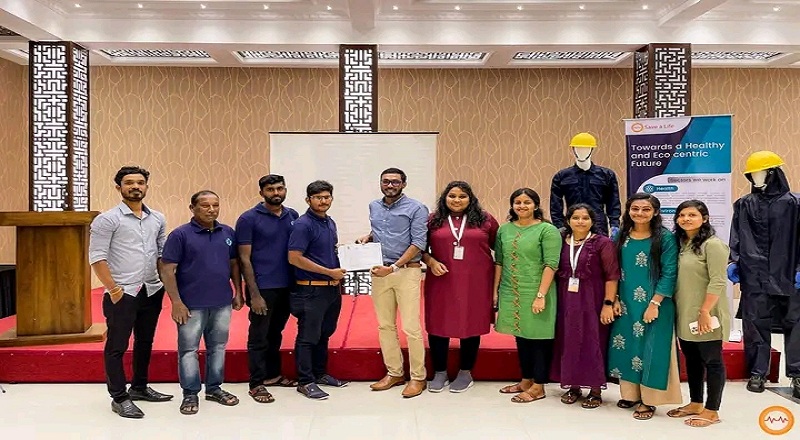 யாழ் மாவட்ட சுகாதார பணியாளர்களுக்கு Save a Life அமைப்பினால் வழங்கப்பட்ட பாதுகாப்பு அங்கிகள்