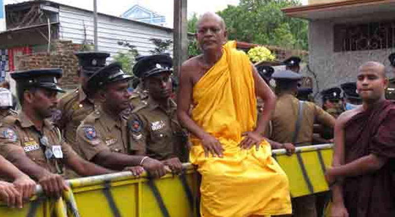 சிங்களவர்களுக்கு ஒரு சட்டம் தமிழர்களுக்கு ஒரு சட்டமா? மட்டக்களப்பு பண்ணையாளர்கள் ஆவேசம்