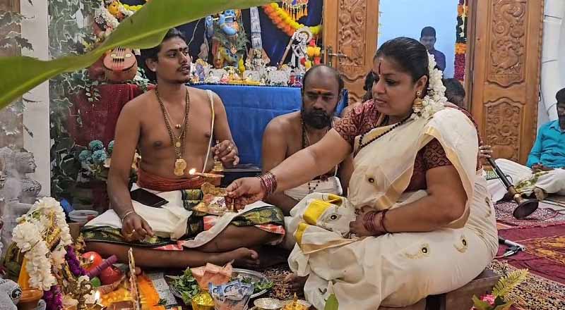 யாழ்ப்பாணத்தில் வியக்க வைக்கும் வகையில் நடைபெற்ற ஆயுத பூஜை நிகழ்வு!