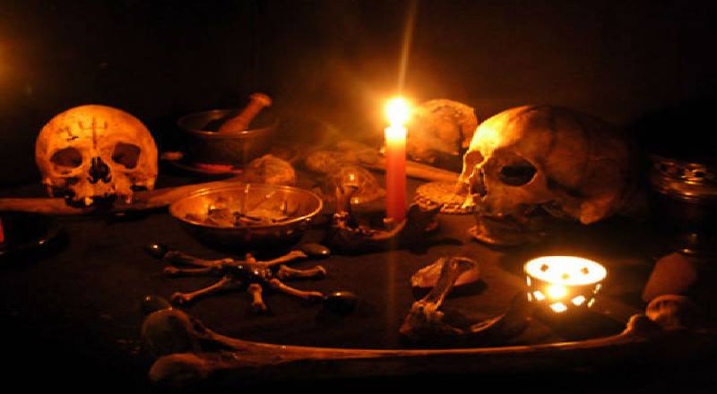 யாழில் மர்ம நபரால் குறி வைக்கப்படும் செல்வந்தர்கள்!