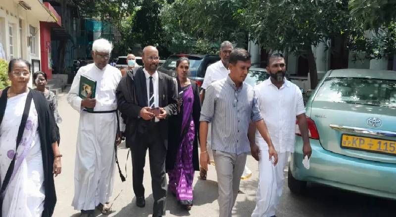 பாகிஸ்தானின் முன்னாள் உயர்ஸ்தானிகர் படுகொலை முயற்சி - 16 வருடங்களின் பின்னர் விடுதலையான சந்தேக நபர்கள்!