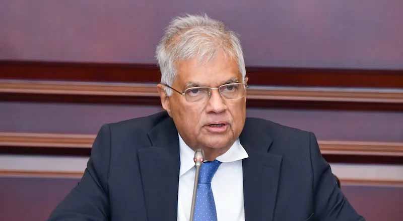 நான் ஜனாதிபதி தேர்தலில் போட்டியிட வேண்டுமா? பத்திரிகையாளரிடம் கேள்வி எழுப்பிய ஜனாதிபதி