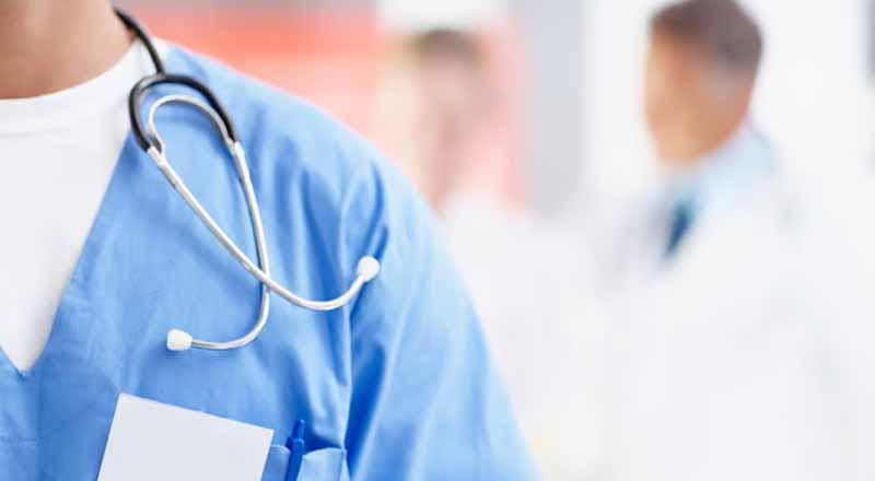 நாட்டை விட்டு வெளியேறும் வைத்தியர்கள்: சுகாதார அமைச்சு வெளியிட்டுள்ள தகவல்