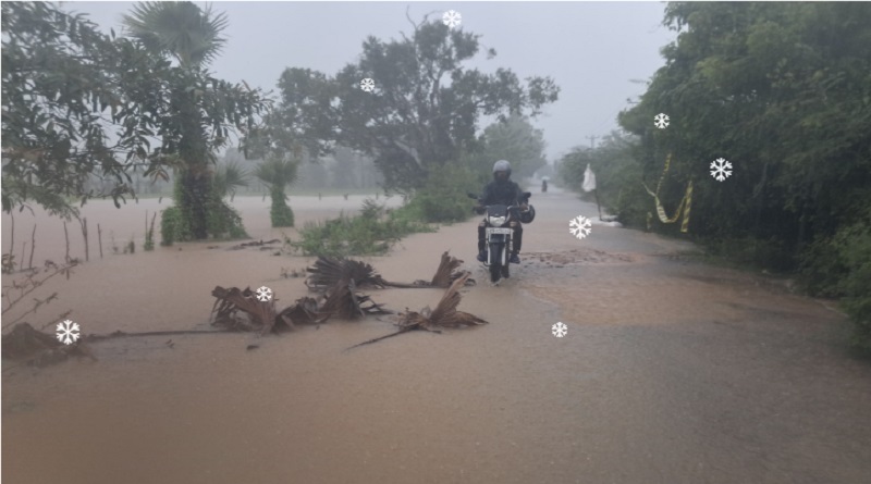 முல்லைத்தீவுவில் வான் பாயும் முத்தையன்கட்டு குளம்! மக்களை அவதானமாக இருக்க கோரிக்கை