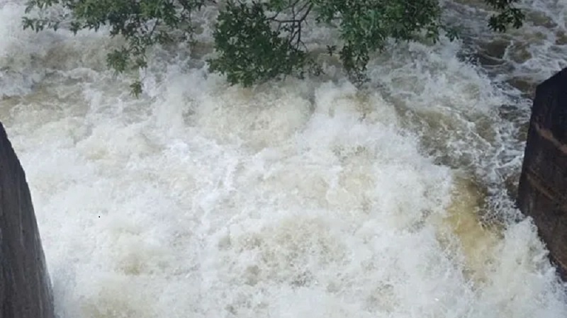 நீரில் மூழ்கி சிறுமி பலி - வவுனியாவில் சம்பவம்!