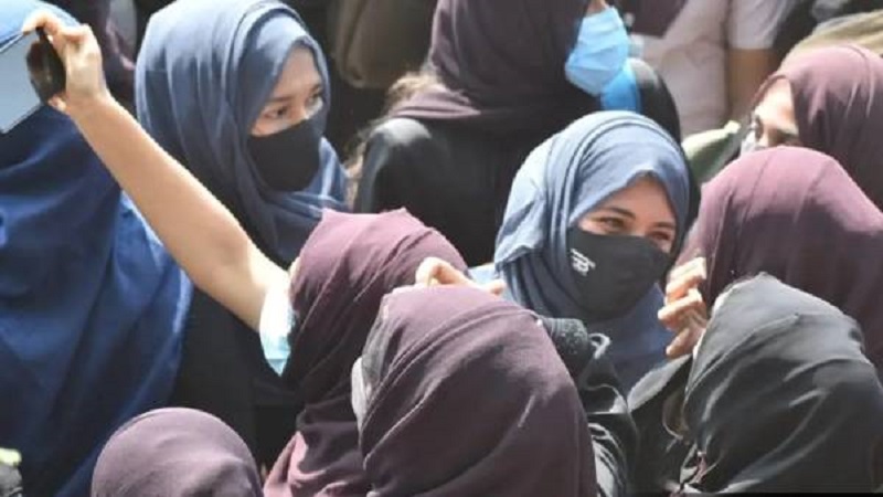 பாடசாலை மாணவிகள் ஹிஜாப் அணிவது தொடர்பிலான அறிவிப்பு!