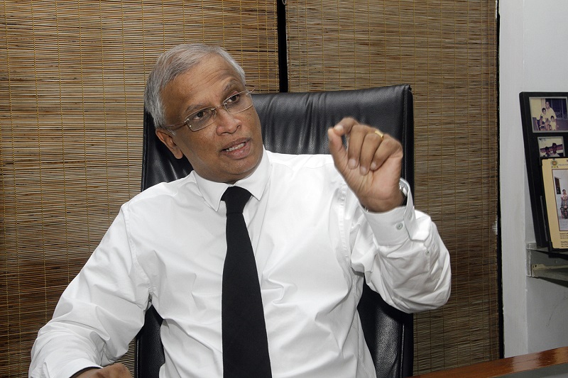 வடக்கு கிழக்கு  தமிழருக்கு அரசியலமைப்பு பேரவையில் இடம் மறுக்கப்படுகின்றது! சுமந்திரன்