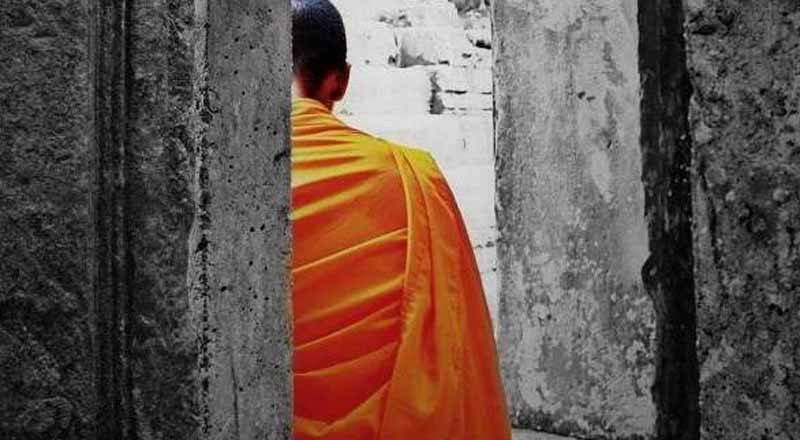 பௌத்த மதத்தை அவமதிக்கும் வகையில் நடந்து கொண்ட பிக்கு கைது!