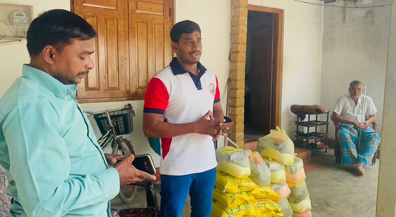 இன்றைய நாளும் தொடர்ந்த  ஜீவ ஊற்று அன்பின் கரம் அமைப்பின் நிவாரணப் பணி