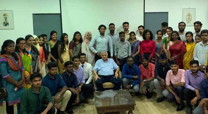 யாழ்.பல்கலைக் கழக மாணவர்களை சந்தித்த ஜனாதிபதி ரணில் விக்ரமசிங்க!