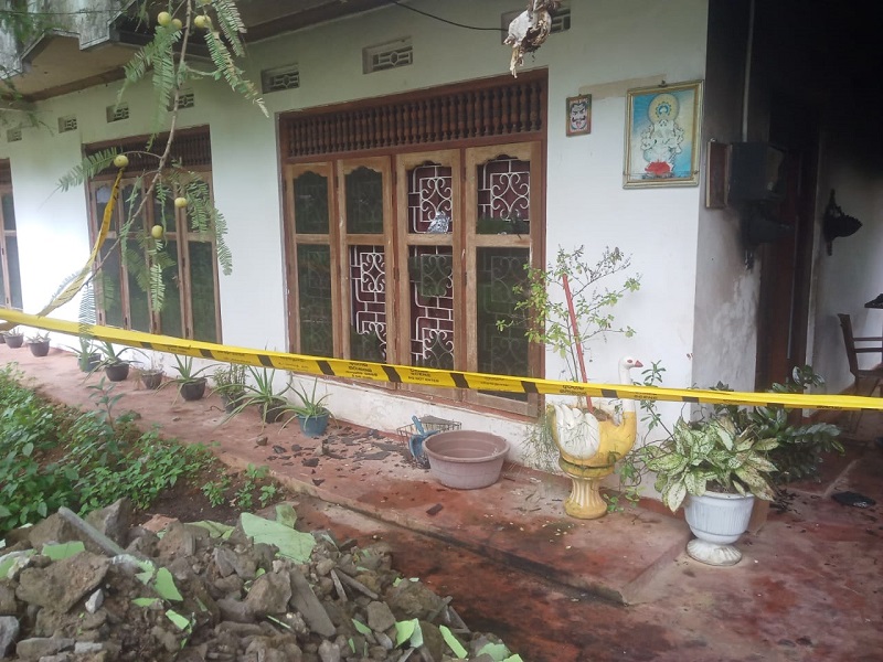 யாழ்.சங்குவேலியில் வன்முறைக் கும்பல் அராஜகம் - தீவிர நடவடிக்கையில் பொலிஸார்!