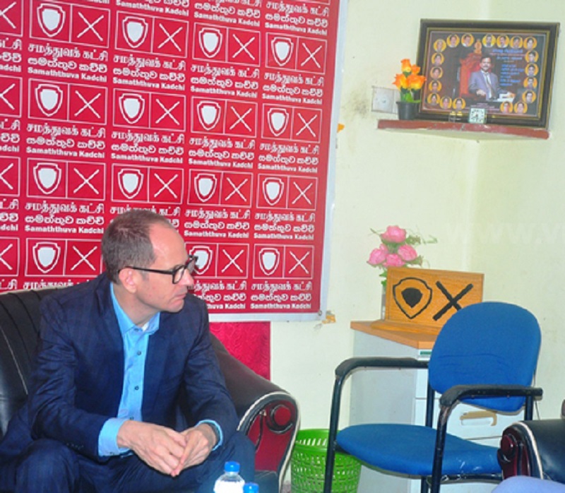 தொழில்வாய்வு இல்லாமல் கனடாவிற்கு புலம்பெயரும் இளைஞர்கள்: கனடா தூதுவரிடம் விடுக்கப்பட்ட கோரிக்கை